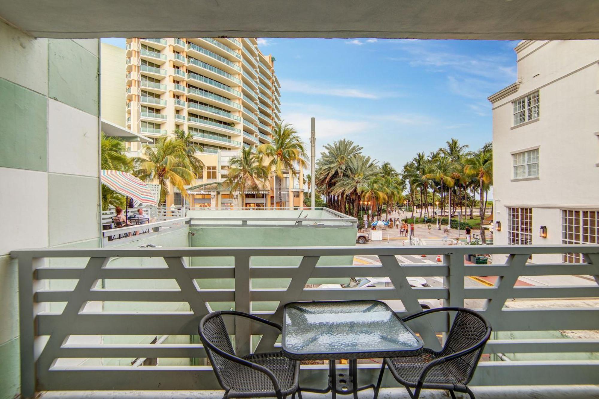 Balcony Deco Apt, W/2 Queenbeds, On Ocean Dr Beach Apartment Miami Beach Luaran gambar